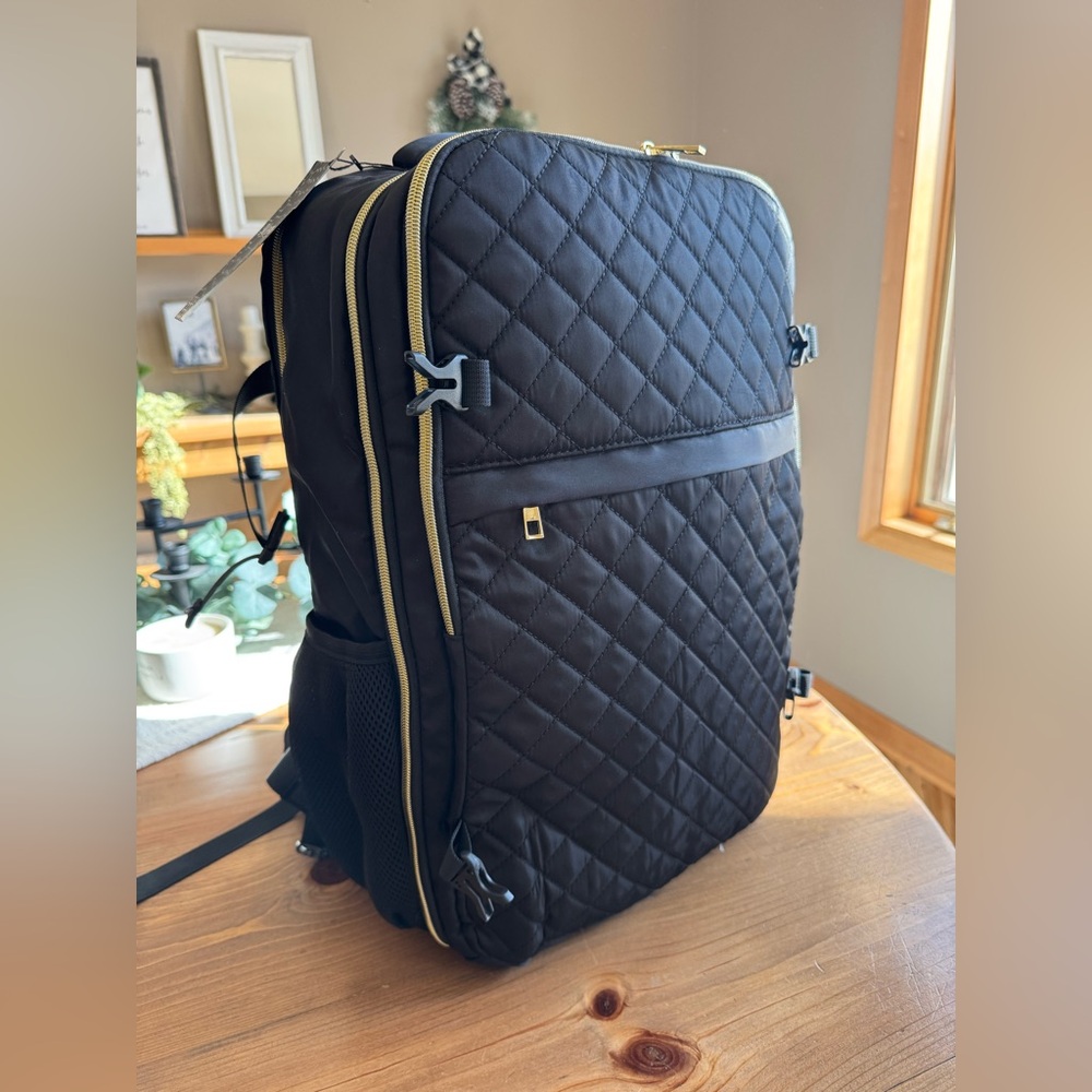 NWT- Travel Carry On Backpack in Black - Picture 8 of 12